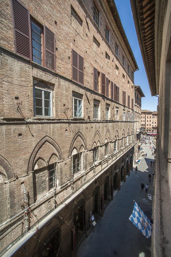 Palazzo Del Papa Hotel Siena Exterior photo
